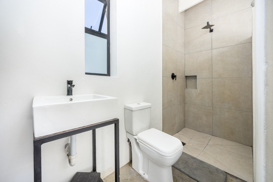 5 Bedroom Property for Sale in Elim Western Cape